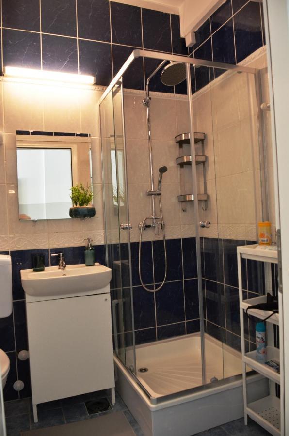 Tike, Tak - Central Residence Nisz Zewnętrze zdjęcie